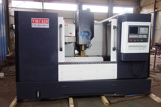 কাস্টম VMC420 সিএনসি উল্লম্ব যন্ত্রপাতি কেন্দ্র ফ্রিজিং মেশিন 380V 50HZ